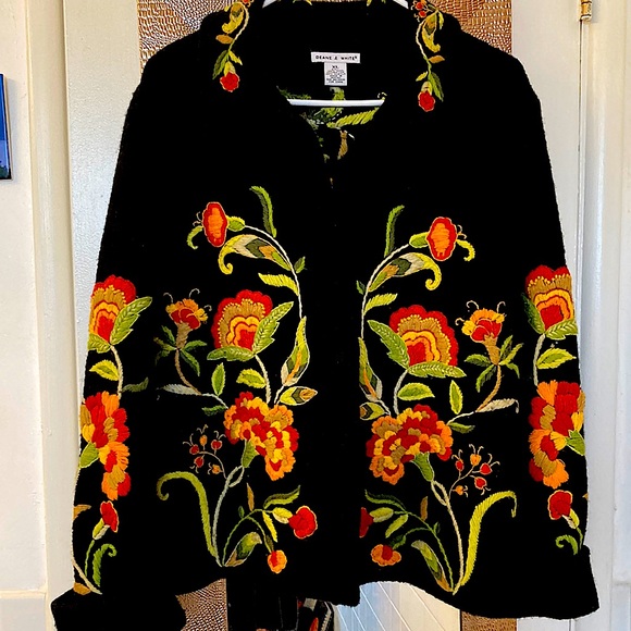 Sedona jacket! Beautiful shape! - Picture 1 of 4